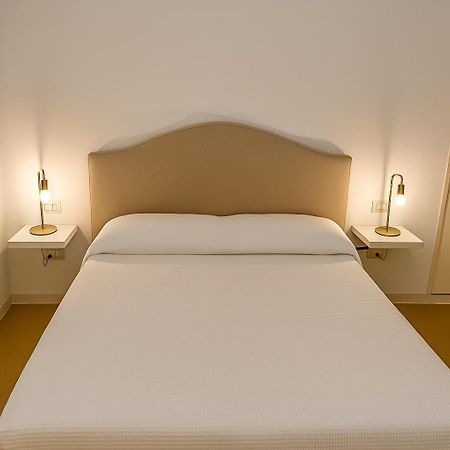 Palazzo Boccaccio Apartment Матино Екстериор снимка